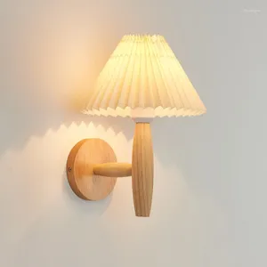 Lámpara de pared nórdica plisada Vintage, luces Led de madera maciza para decoración artística del hogar, aplique de noche para dormitorio, luz para espejo de baño