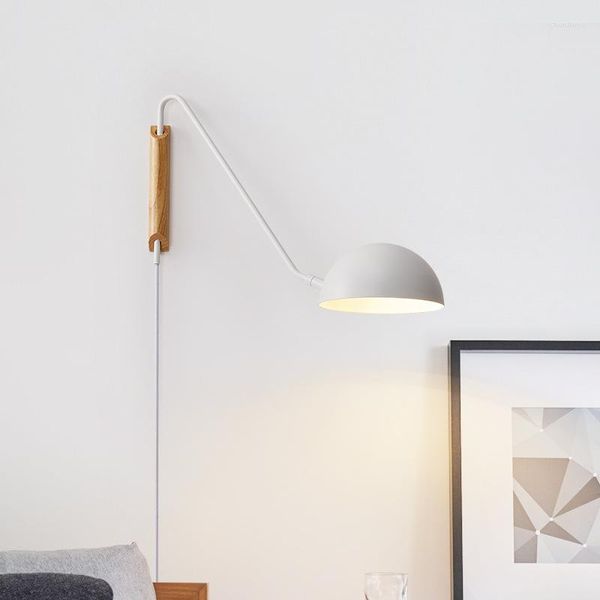 Lámpara de pared Nordic Plug In Sconce Lámparas de noche para dormitorio Pantalla de hierro blanco y negro Columpio Brazos largos Luz montada E27