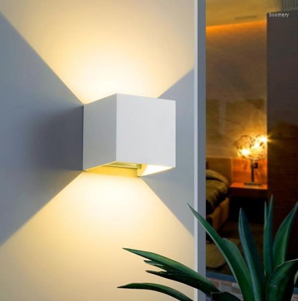 Lámpara de pared exterior/interior ajustable superficie de aluminio montada 6W blanco cálido LED cubo impermeable IP65 luces de jardín negro