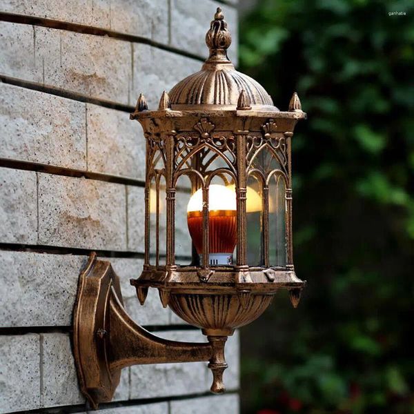 Applique murale rétro luminaire abat-jour lanterne extérieure applique porche européen petit artisanat pour couloir de cour