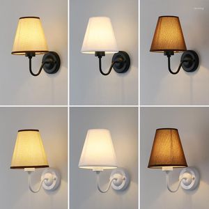 Wandlamp eenvoudige stoffen lampenkap met LED E27 Bulb SCONCES VOOR EL SLAAPKAMER BEDBAAD WIDE ROOM Trap Home Decoratie