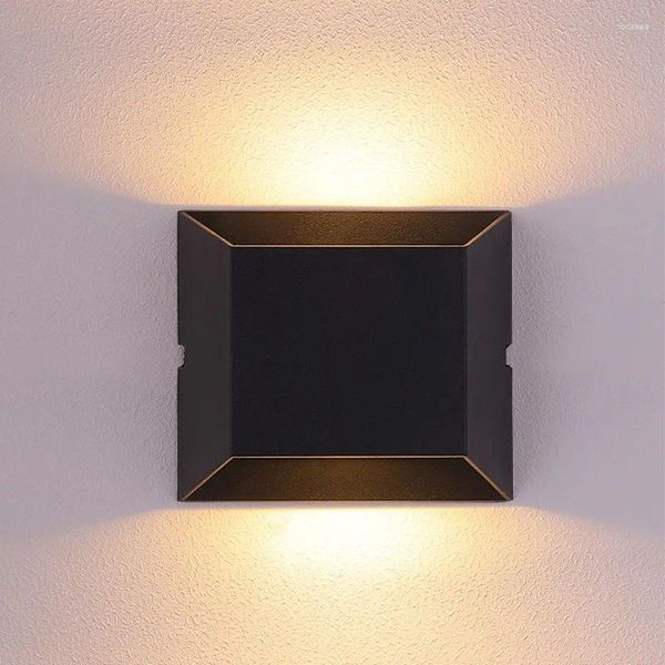 Lámpara de pared simple al aire libre impermeable patio sola cabeza europea doble LED arriba y abajo proyector balcón pasillo