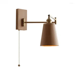 Wandlamp walnoot as houten led naast pull ketting schakelaar plug in huis binnen verlichting badkamer spiegel trap licht