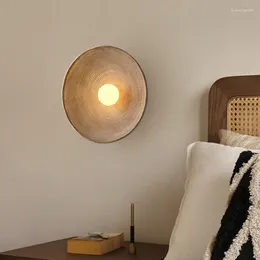 Lámparas de pared Nordic Retro Retro Personalidad Simple Lámpara de decoración del pasillo de la sala de estar del lado de la cama