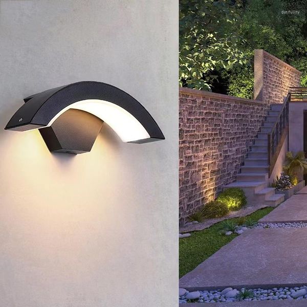 Lámparas de pared de aluminio de alta calidad LED al aire libre impermeable lámpara de detección humana Countryard Simple creativo balcón luz en forma de luna