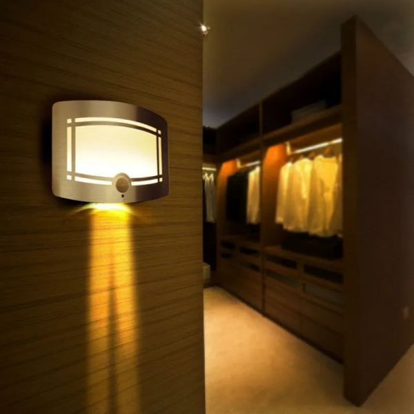 Lámparas de pared Caja de aluminio LED Sensor de movimiento inalámbrico activado por batería Aplique de pared Luces puntuales Pasillo Luz nocturna LL