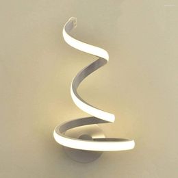 Lámparas de pared Lámpara LED minimalista Montaje de luz en espiral moderno Fondo de TV Mesita de noche Hogar Interior Sala de estar Decoración Arte