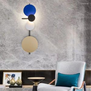 Lampes murales miroir pour chambre à coucher lumière LED extérieur lit superposé lumières Merdiven lampe mignonne Applique murale Design