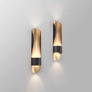 Muurlampen moderne creatieve led lamp hardware woonkamer kunst bed bed slaapkamer studie el board decoratief