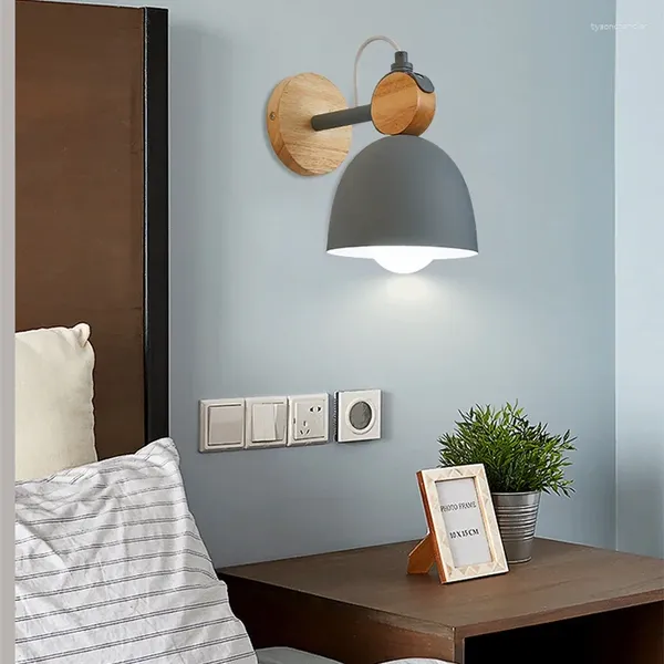 Lámparas de pared Lámpara LED E27 moderna Madera nórdica y hierro Apliques ajustables Luz Interior Dormitorio Sala de estar Decoración para el hogar Interruptor EU