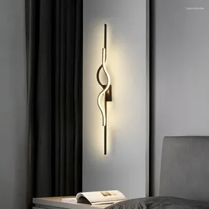 Lampes murales Salon moderne Lampe longue avec design anormal Or Noir TV Fond Décoratif Chambre Lumière