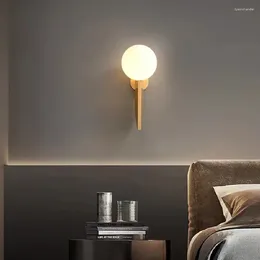 Lampes murales modernes lampe en cuivre de luxe LED minimaliste G9 Bulbes Sconce Chambre salon Asle Fond.