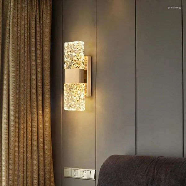 Lámparas de pared Lámpara de cobre de cristal nórdico 8W Luz creativa transparente LED Sconce para sala de estar Dormitorio Escalera Baño