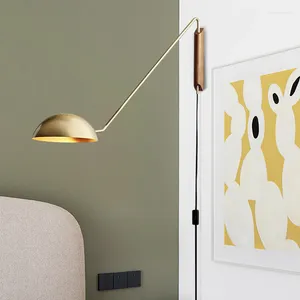 Lampes murales Nordic Fashion Creative Long Bras Fer Bois Massif Or Noir LED Lumière Chambre Étude Luminaires Goutte