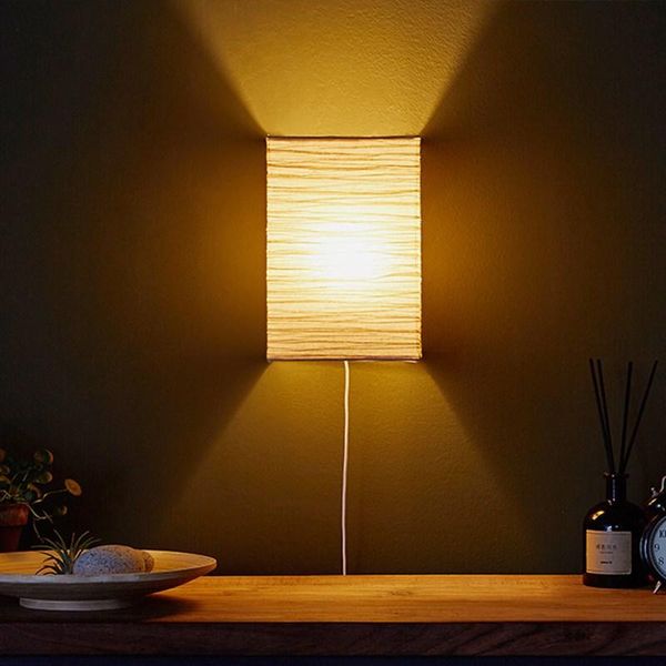 Lámparas de pared Nordic Handcraft Interruptor de enchufe de papel E14 Bombilla Sconce Dormitorio Lámpara de noche Pasillo Balcón Decoración del hogar Luces LED