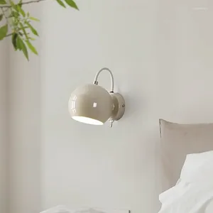 Wandlampen Nordic LED Lamp Beige Iron Art Verstelbare Hoek Schansen Slaapkamer Woonkamer Studie Verlichting Decoratie Armatuur Glans