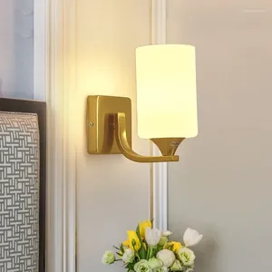 Wandlampen Scandinavische moderne gouden glazen lamp Amerikaanse retro slaapkamer nachtkastje badkamer El Room minimalistische spiegel voorkant