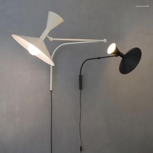 Lampes murales Nordic Simple Designer LED Lumière réglable rotatif pour salon chambre chevet étude déco applique