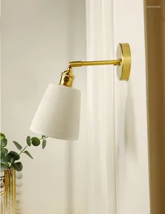 Lámparas de pared Lámpara de estilo nórdico Cerámica con interruptor para sala de estar Dormitorio Luces de aplique vintage Luz de lectura de cabecera de latón ajustable