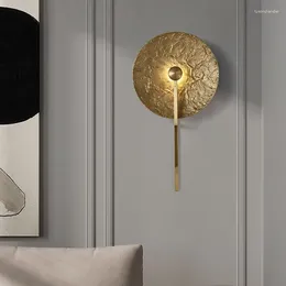 Wandlampen Eenvoudige postmoderne woonkamer Bedlamp Volledig koperen licht Luxe El Decoratie Villa Gangarmaturen