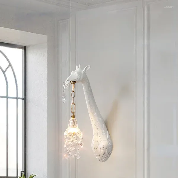 Lámparas de pared Lámpara de arte de jirafa blanca Apliques de cristal de lujo Sala de estar TV Fondo Vestíbulo Pasillo Balcón Decoración romántica Luz