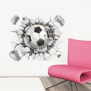 Autocollants muraux 3d Football Football trou cassé vue maison décalcomanie impression affiche pour chambre d'enfants Sport garçons chambre murale décorative