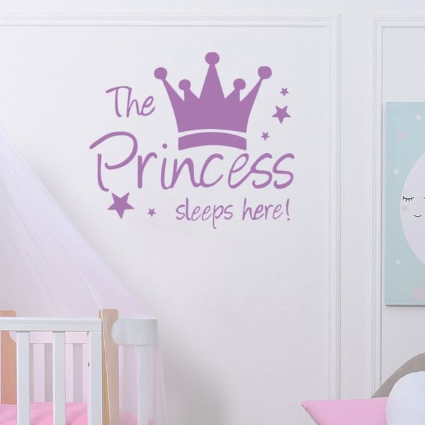 Pegatinas de pared Pegatina de la corona Baby Background Sala de estar Sala de estar extraíble Decisión de Príncipe Príncipe Decoración de dormitorios 231128