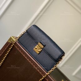 Portefeuille sur sac de concepteur de chaîne Sac à bandoulière 100% Miroir de qualité miroir monogrammé Sac à rabat de vache avec boîte L307