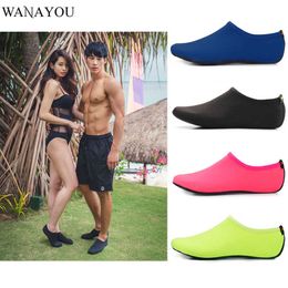Wanayou mannen vrouwen licht water schoenen effen kleur zomer aqua strand schoenen antislip zwemmen kust sneaker sokken voor mannen y0714