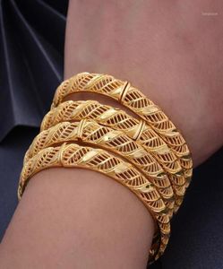 WANDO 24K 4PCS peut ouvrir Dubaï Arabe Koweït Gold Color Bangles pour femmes Girl Arabe Middle East Bride African Jewelry Bangle4977111