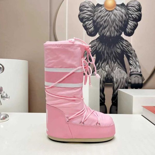 Botas de nieve con cordones y suela gruesa de diseñador más cálidas para montañismo cálido y informal, botas de esquí WaterproHigh, luna fea y linda