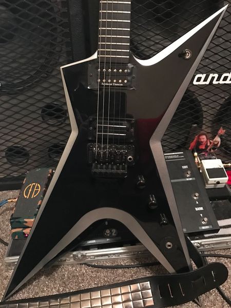 Wash Dime Stealth Dimebag Darrell Black Metallic Silver Guitare électrique Floyd Rose Tremolo Bridge, BlackHardware, Grover Tuners