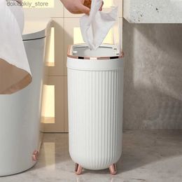 Coubelles de luxe de luxe 12L Canads avec pied pour salle de bain pour la cuisine arbae toilettes imperméables vieilles poubelles avec couvercles l49