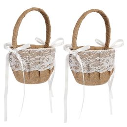 Bekijk bands 2x vintage rustieke huwelijksceremonie Hessiaanse jute en kanten bloemenmeisjesmand