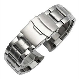 Bands de montre Casio EF-521 533 534 535 539 544 546 554 563 Le bracelet en acier inoxydable Q240514