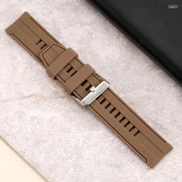 Bracelets de montre Chic marron couleur café bracelet 20mm bracelet de montre en Silicone souple hommes femmes remplacement 17 trous boucle ardillon Bracelets