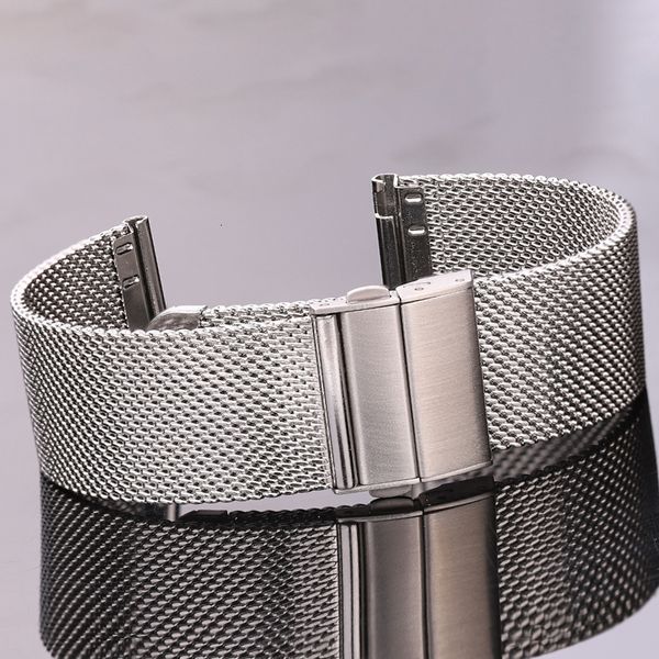 Bandes de montre Mesh Milanese Loop Bracelet de montre 16mm 18mm 20mm 22mm 24mm Argent Noir Bande intelligente pour Galaxy 4 5 Pro Bracelet 230831