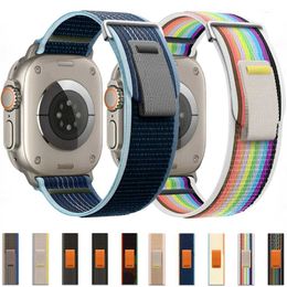 Bandes de montre utilisées pour la bande de montre Ultra 49 mm 45 mm 41mm 44 mm 40mm 42 mm 38 mm Rangue de poignet en nylon Série Iwatch 9 8 7 6 5 3 SE 240424