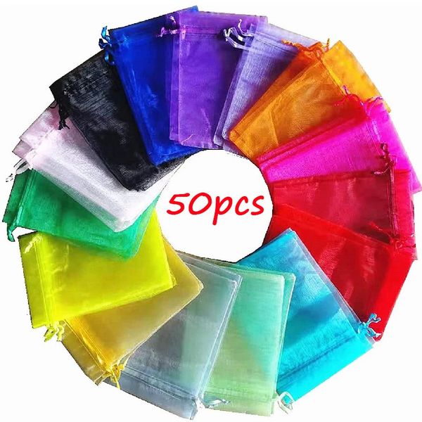 Boîtes de montres Cas en gros 50pcs / lot réglable organza sac bijoux emballage sacs de mariage affichage décoration cordon cadeau pochettes 231215