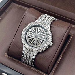 Boîtes à montres Gypsophila Femme Etanche Plein Diamant Bracelet Acier Inoxydable Quartz Femme