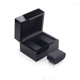 Boîtes de montre Boîte haut de gamme Custom Box PU Le cuir intérieur spécial en bois lisse en douceur Show Bijoux Gift pour les hommes et les femmes