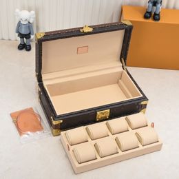 Watch Case Watch Box Brand Clover Bracelet Bracelet Sieraden Box Fashionable Banscleef Box Designer Long Jewelry Box Hoogwaardige opbergdoos L OUISVUTTION Bag