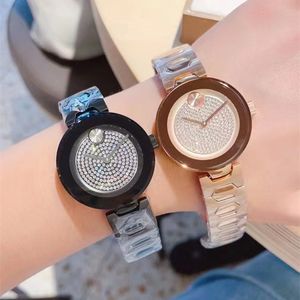 Montre montres de créateurs pour femmes mode couples Quartz électronique en acier inoxydable verre saphir étanche montre pour hommes