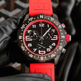 Uhr Quarzwerk Herrenuhren Klassische Armbanduhr 44mm Business-Armbanduhren Edelstahlgehäuse Montre De Luxe Life Waterpro254g