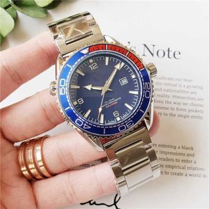 Bekijk horloges AAA 2024 Nieuwe Europese Haima Fashion Belt Mens Quartz Watch