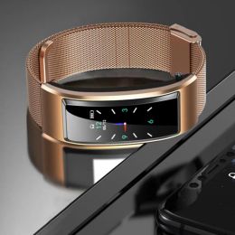 Bekijkt B6S Sport Watch Excellent Metal Band Smart Watch Voice Dial Bluetooth Smart Band Headset