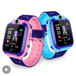 Regarde les enfants enfants smart watch smartwatch gps tracker enfants garçon fille électronique numérique connecté horloge de bracelet