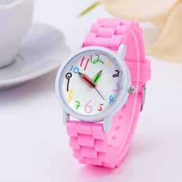 Horloges Genève Rubber Jelly Siliconen Cream Candy Horloge Verse Kleur Numerieke Potlood Pointer Dames Armband Klok