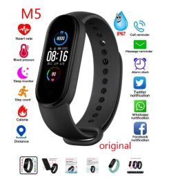 Montres Heart Carty Fitness Traker Smart Watches 2023 New M5 Smart Band Padomètre Moniteur de pression pour Xiaomi PK D20 Y68 D18 M6 M7 M4 M3