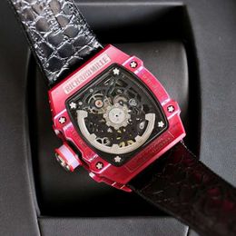 Uhren hochwertige Designer-mechanische RM6702-Uhr Skelett-Armbanduhr für Männer 1SAP Luxus hochwertiges Kohlefasergehäuse wasserdicht Saphirglas High Jump Mo